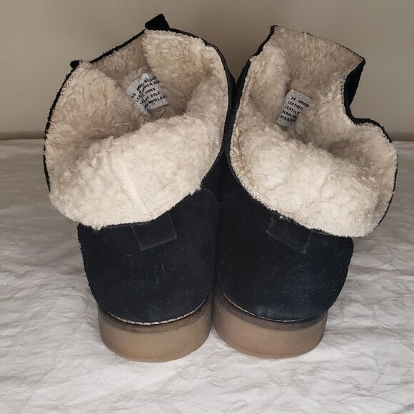 Steve Madden black suede ankle booties - Picture 7 of 10
